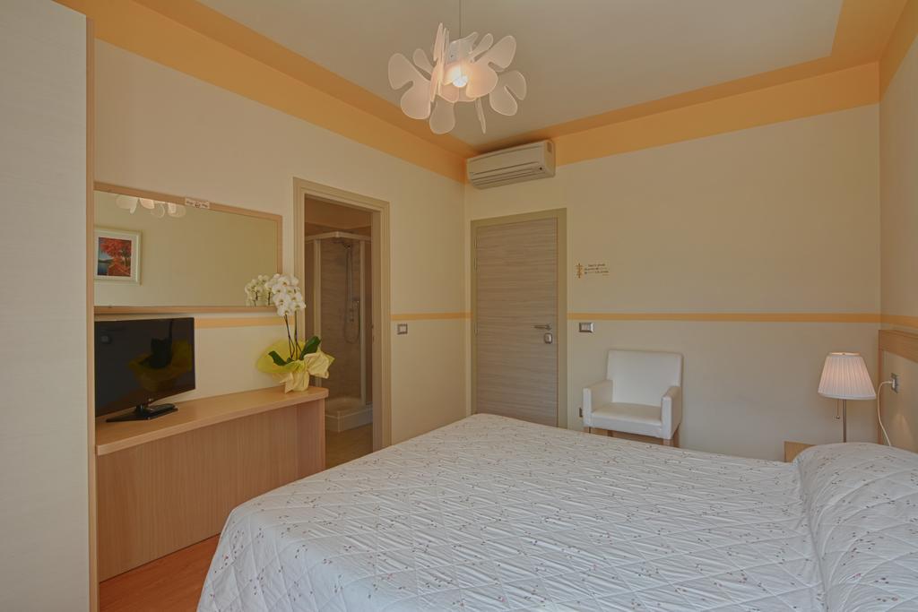 Hotel Europa - Sorico Exteriör bild